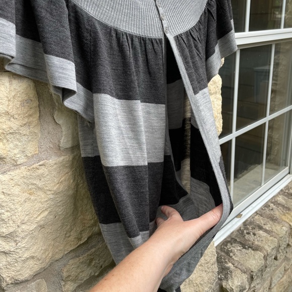 BCBGMAXAZRIA flutter sleeve gray and black sweater - Picture 3 of 10